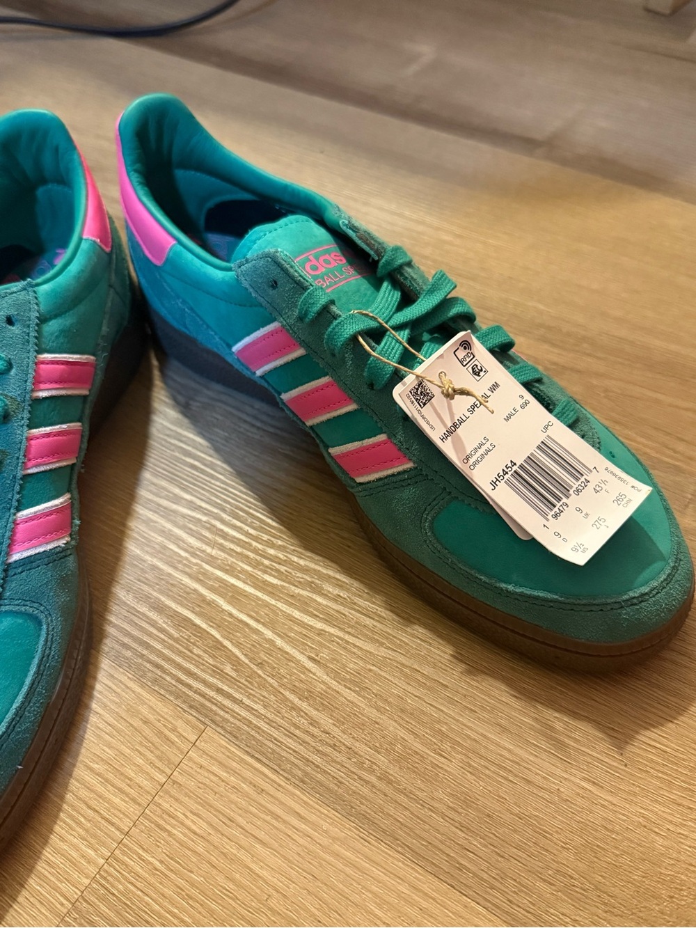 adidas Samba Teal Green with Hot Pink Accents - Picture 11 of 15